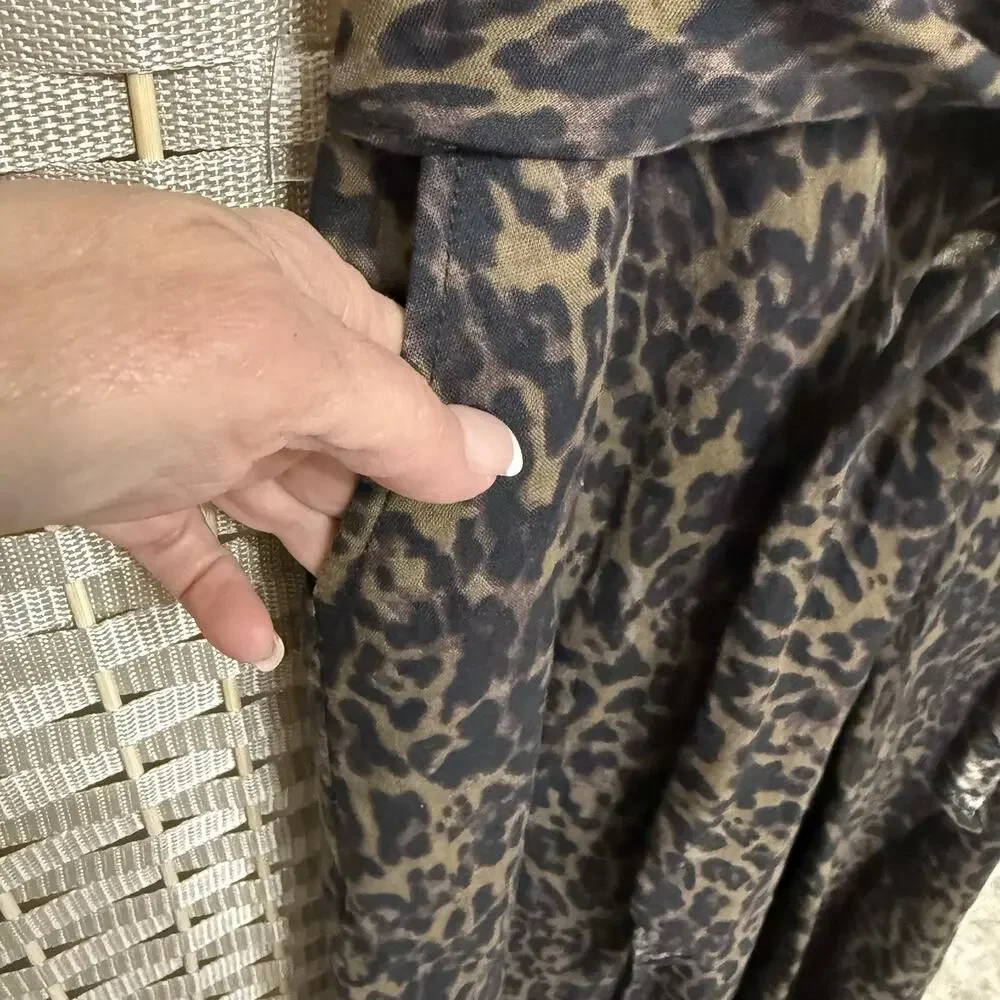 Banana Republic Linen Blend Sleeveless Jumpsuit Size 2 Animal Print Cropped Tie
